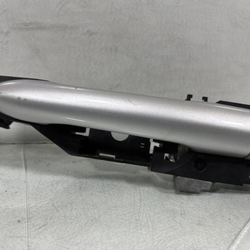 Poignee porte avant gauche RENAULT LAGUNA 3 Photo n°3