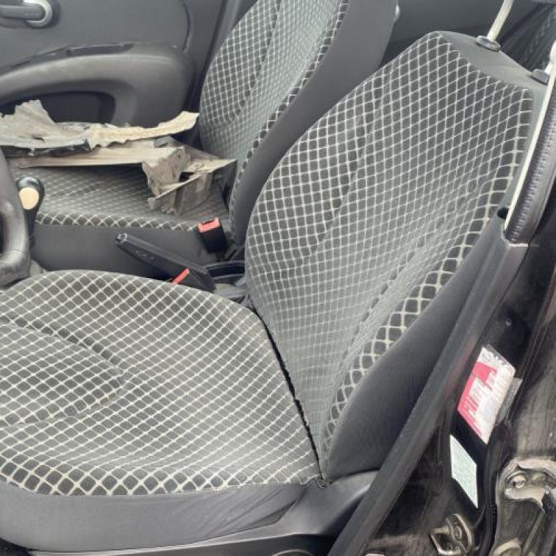 Poignee porte avant droit NISSAN MICRA 3 Photo n°14