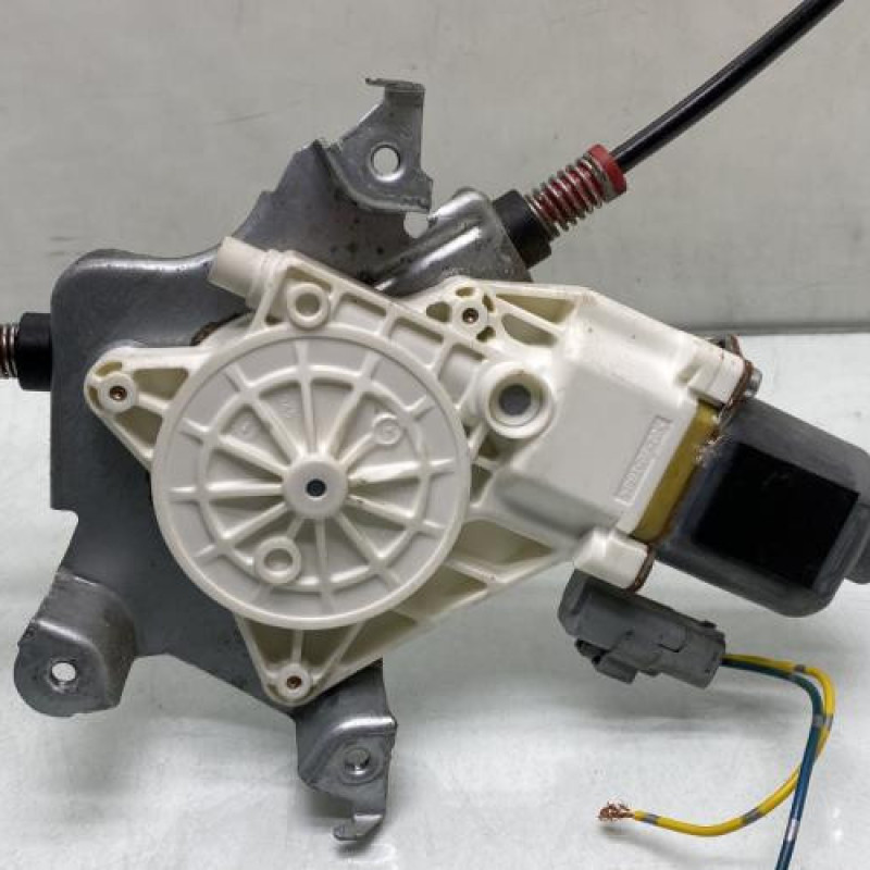 Leve vitre electrique avant gauche NISSAN MICRA 3 Photo n°4