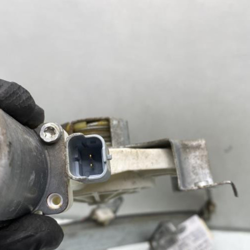 Leve vitre electrique avant gauche NISSAN MICRA 3 Photo n°5