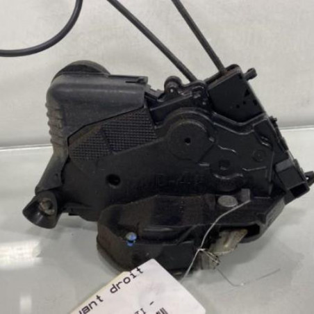 Serrure avant droit TOYOTA YARIS 2