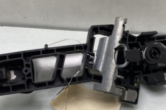 Poignee porte avant gauche FORD FIESTA 6