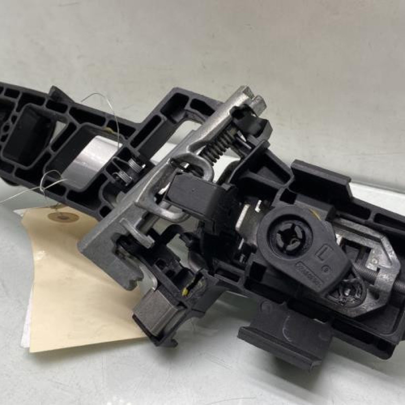 Poignee porte avant gauche FORD FIESTA 6 Photo n°4