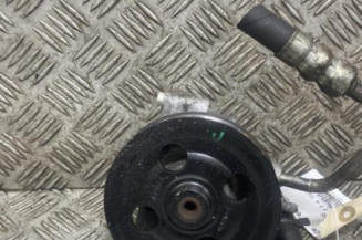 Pompe de direction FORD MONDEO 3 Photo n°1