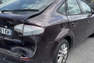 Pompe de direction FORD MONDEO 3