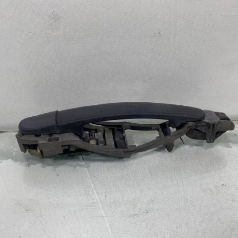 Poignee porte arriere gauche VOLKSWAGEN POLO 4 Photo n°1