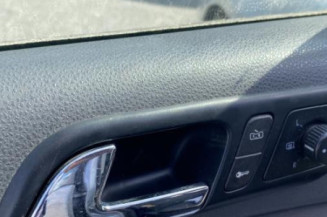 Poignee porte arriere gauche VOLKSWAGEN POLO 4