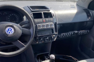 Poignee porte arriere gauche VOLKSWAGEN POLO 4