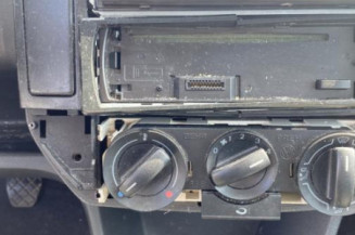 Poignee porte arriere gauche VOLKSWAGEN POLO 4