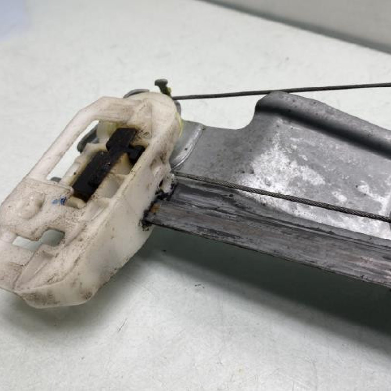 Leve vitre electrique avant droit RENAULT GRAND SCENIC 2 Photo n°2