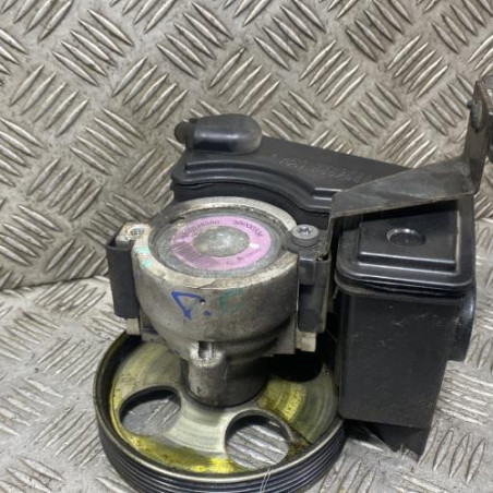 Pompe de direction PEUGEOT 206+ Photo n°1