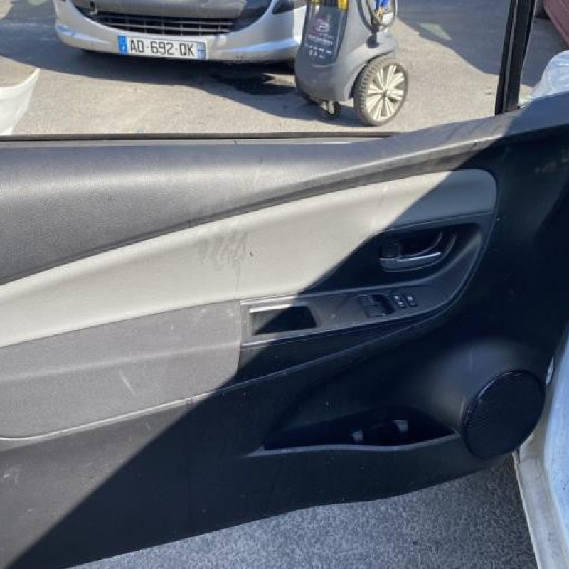 Pompe lave glace avant TOYOTA YARIS 3 Photo n°13