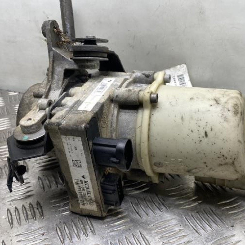 Pompe de direction DACIA DUSTER 1 Photo n°1