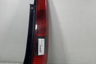 Feu arriere principal droit (feux) FORD FIESTA 5 Photo n°1