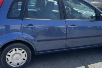 Feu arriere principal droit (feux) FORD FIESTA 5