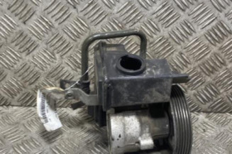 Pompe de direction PEUGEOT PARTNER 1 Photo n°1