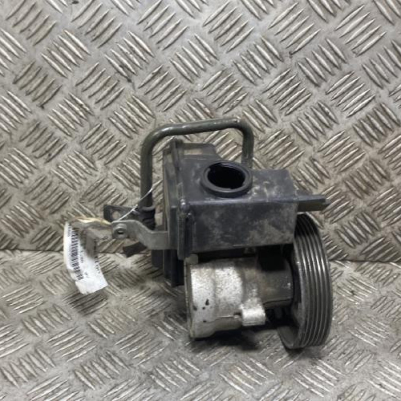 Pompe de direction PEUGEOT PARTNER 1 Photo n°1