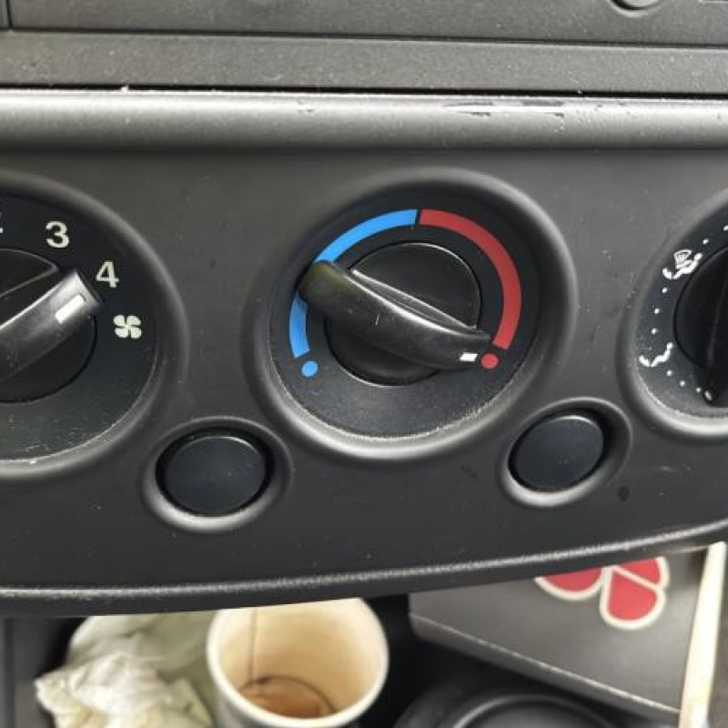 Pompe de direction FORD FIESTA 5 Photo n°19