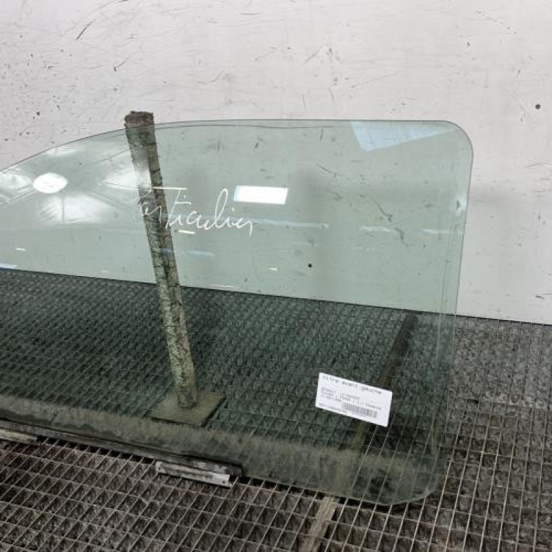 Vitre avant gauche RENAULT TWINGO 1 Photo n°3