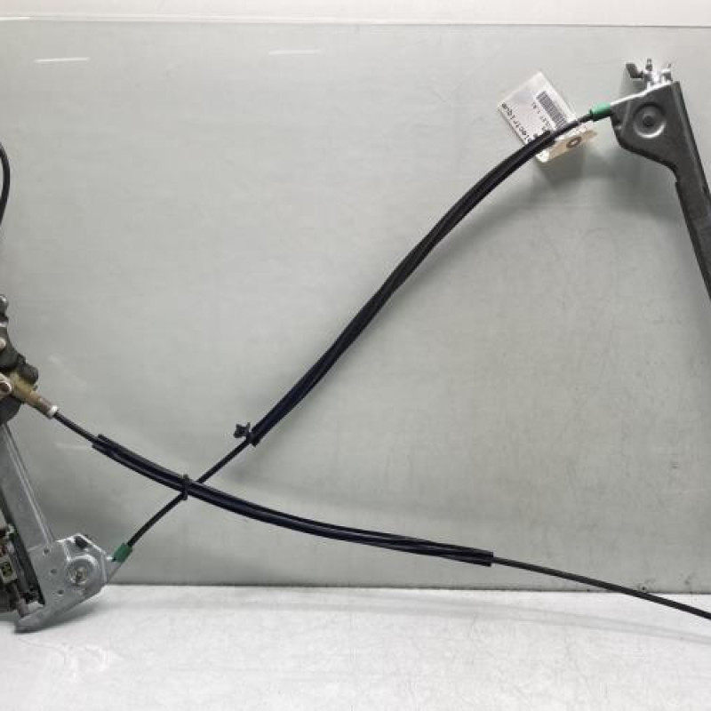 Leve vitre electrique avant gauche PEUGEOT 206 Photo n°1