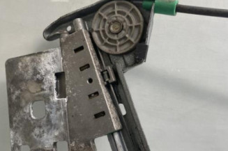 Leve vitre electrique avant droit PEUGEOT 206