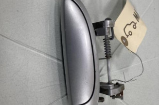 Poignee porte avant gauche RENAULT CLIO 2 CAMPUS Photo n°1