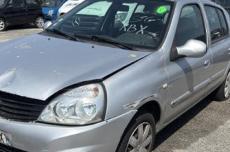 Poignee porte avant gauche RENAULT CLIO 2 CAMPUS