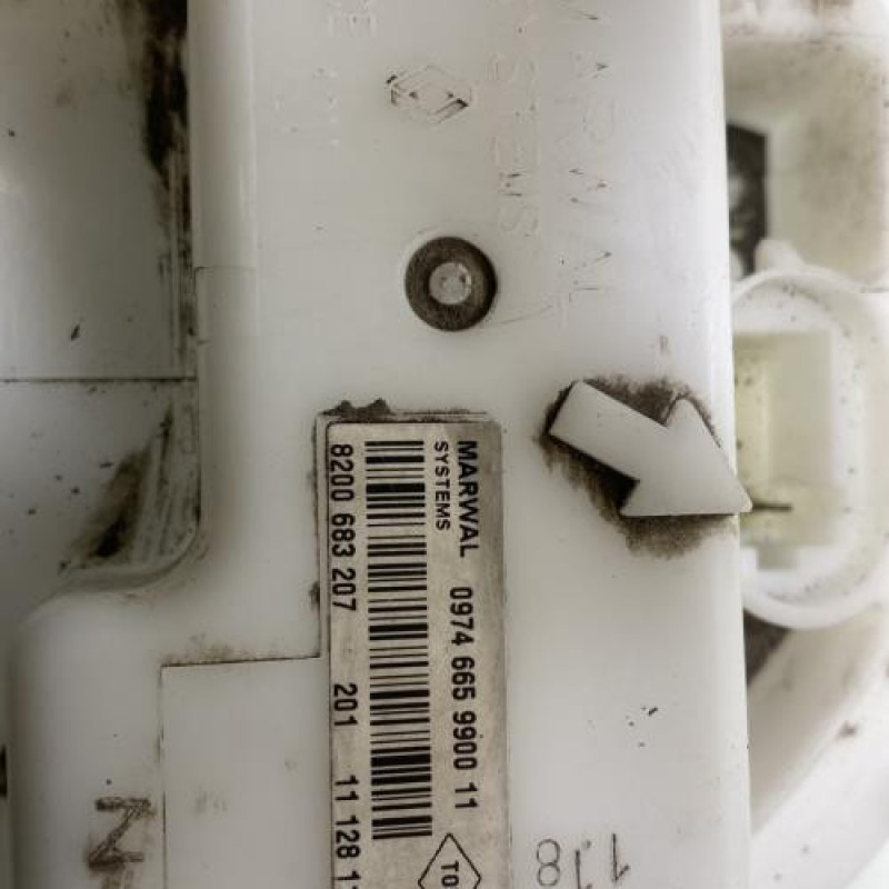 Pompe à carburant RENAULT CLIO 2 CAMPUS Photo n°4