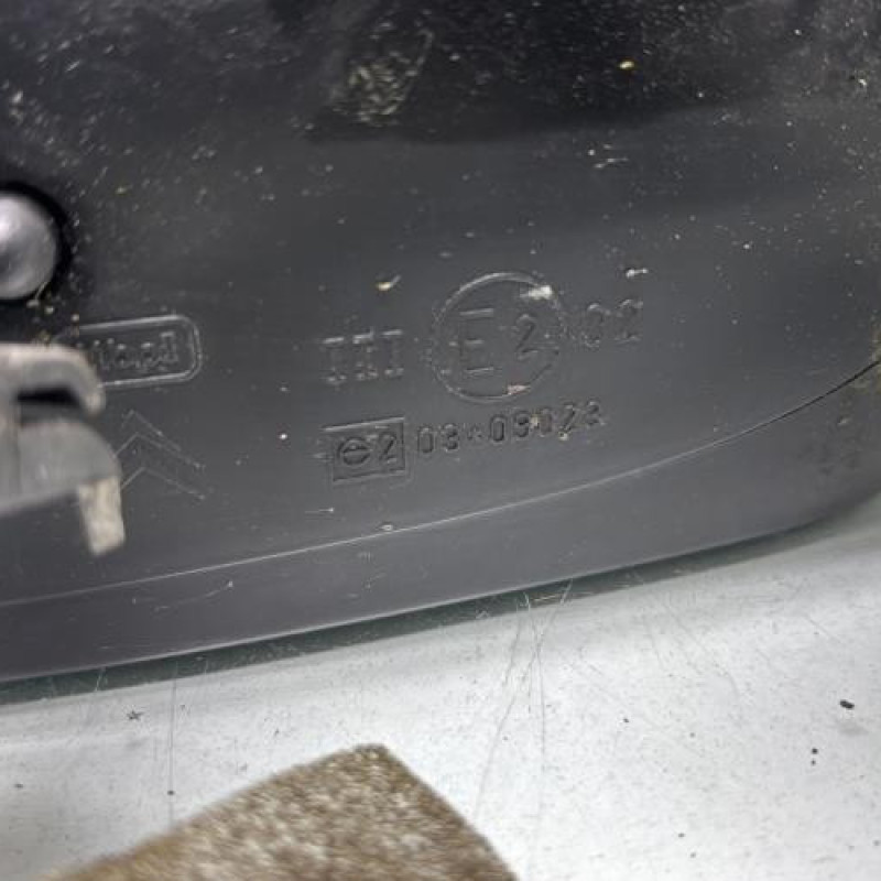 Retroviseur droit CITROEN C4 1 Photo n°8
