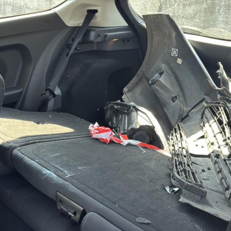 Poignee interieur avant droit FORD FIESTA 6 Photo n°13