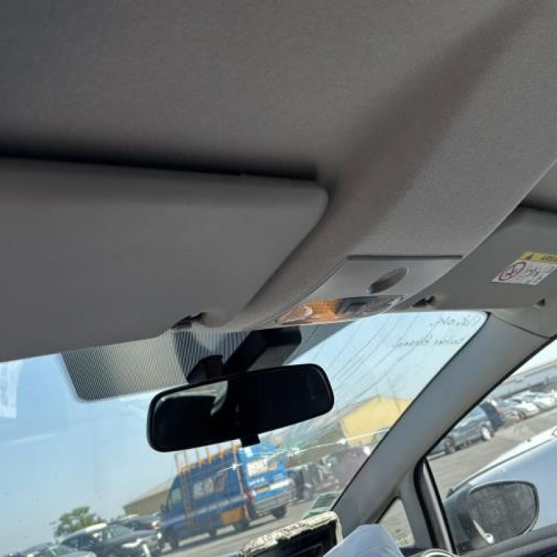 Poignee interieur avant droit FORD FIESTA 6 Photo n°15