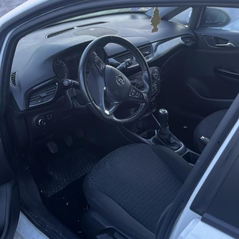 Trappe d'essence OPEL CORSA E Photo n°8