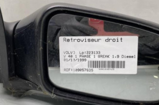 Retroviseur droit VOLVO V 40 1 Photo n°1