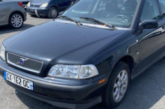 Retroviseur droit VOLVO V 40 1