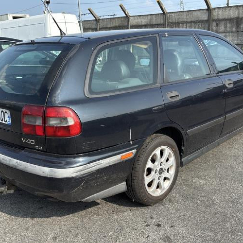 Retroviseur droit VOLVO V 40 1 Photo n°9