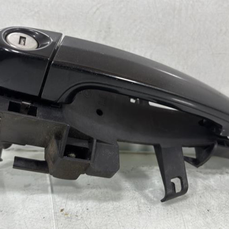 Poignee porte avant gauche BMW SERIE 1 E87 Photo n°1