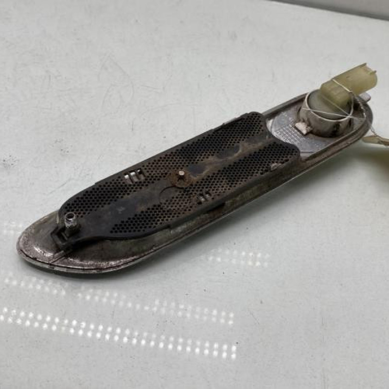 Repetiteur clignotant avant gauche (Feux) MINI MINI 1 R52 Photo n°2