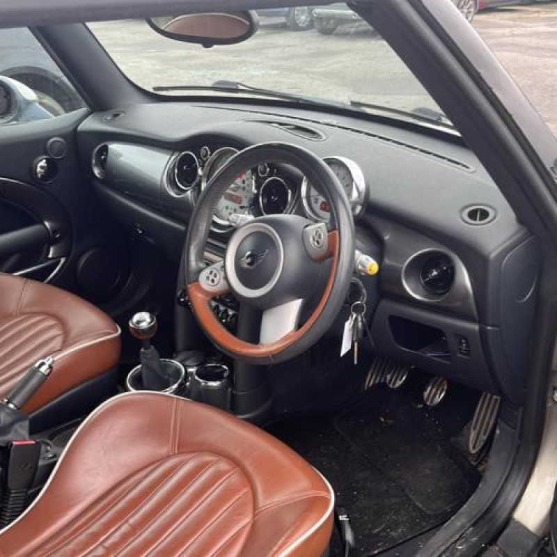 Retroviseur interieur MINI MINI 1 R52 Photo n°9