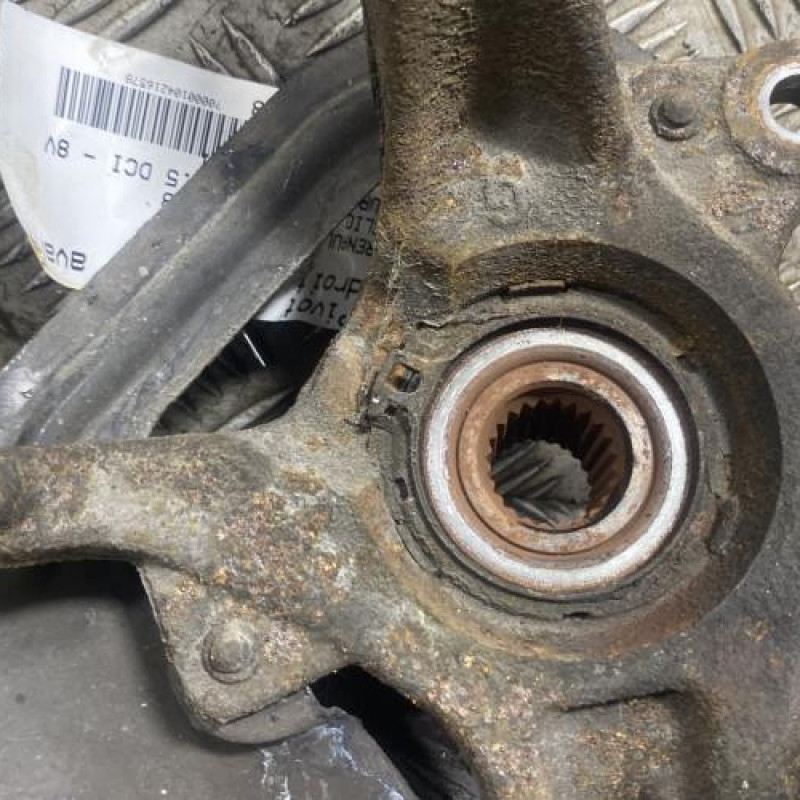 Pivot de moyeu avant droit RENAULT CLIO 3 Photo n°8