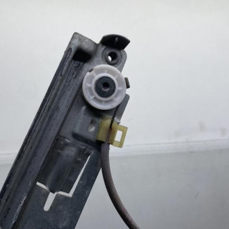 Leve vitre electrique avant gauche RENAULT MEGANE 2 Photo n°4