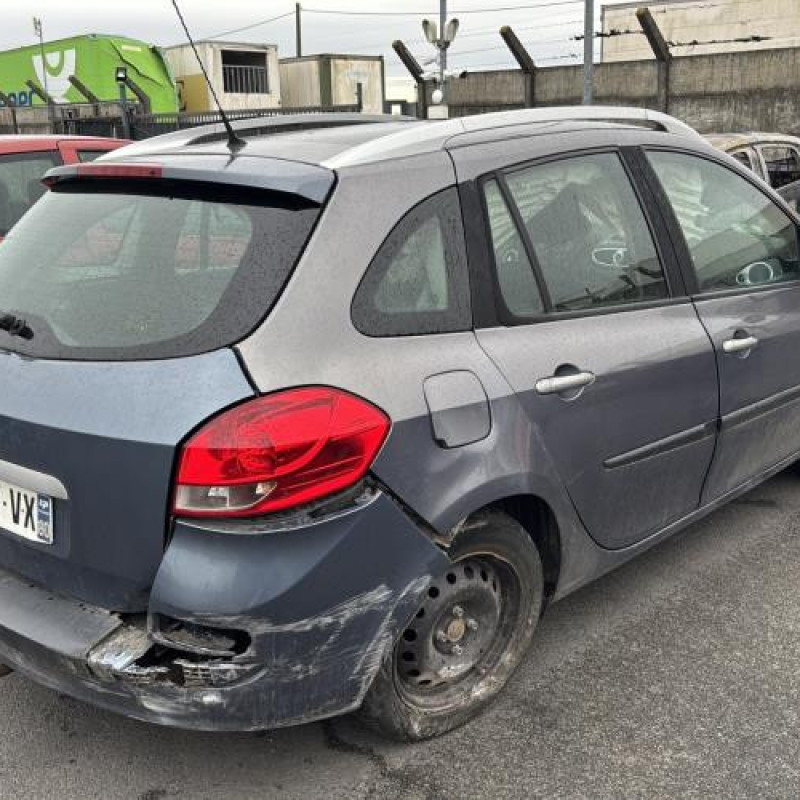 Becquet RENAULT CLIO 3 Photo n°7