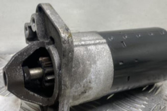 Demarreur RENAULT CLIO 4 Photo n°1