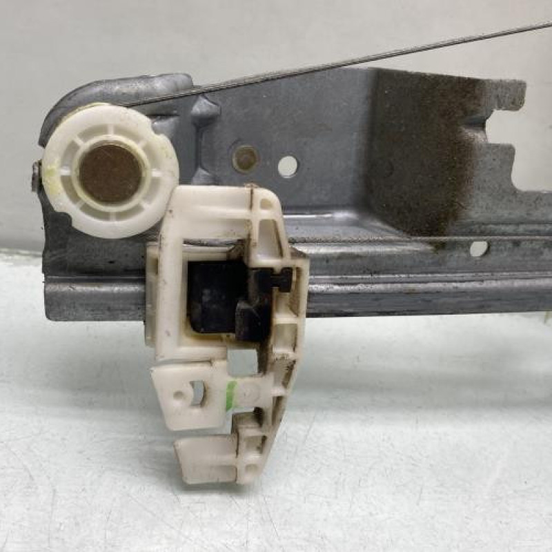 Leve vitre electrique arriere droit RENAULT GRAND SCENIC 2 Photo n°2