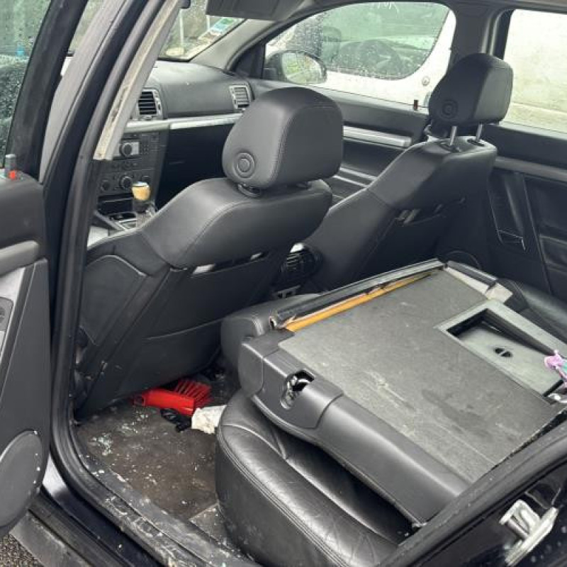 Feu arriere secondaire gauche (feux) OPEL VECTRA C Photo n°12