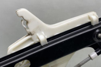 Leve vitre electrique arriere droit VOLKSWAGEN POLO 5