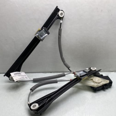 Leve vitre electrique avant droit VOLKSWAGEN POLO 5 Photo n°1