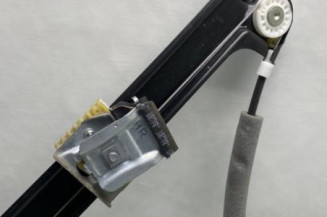 Leve vitre electrique avant droit VOLKSWAGEN POLO 5