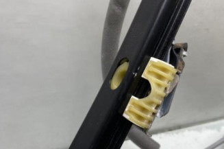 Leve vitre electrique avant droit VOLKSWAGEN POLO 5