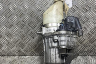 Pompe de direction OPEL ASTRA H Photo n°1