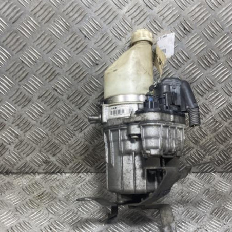 Pompe de direction OPEL ASTRA H Photo n°1